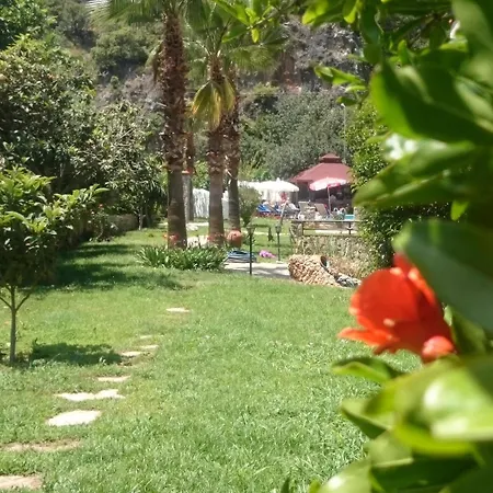Ata Lagoon Hotel 3*